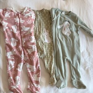 9month Bunny print sleeper bundle